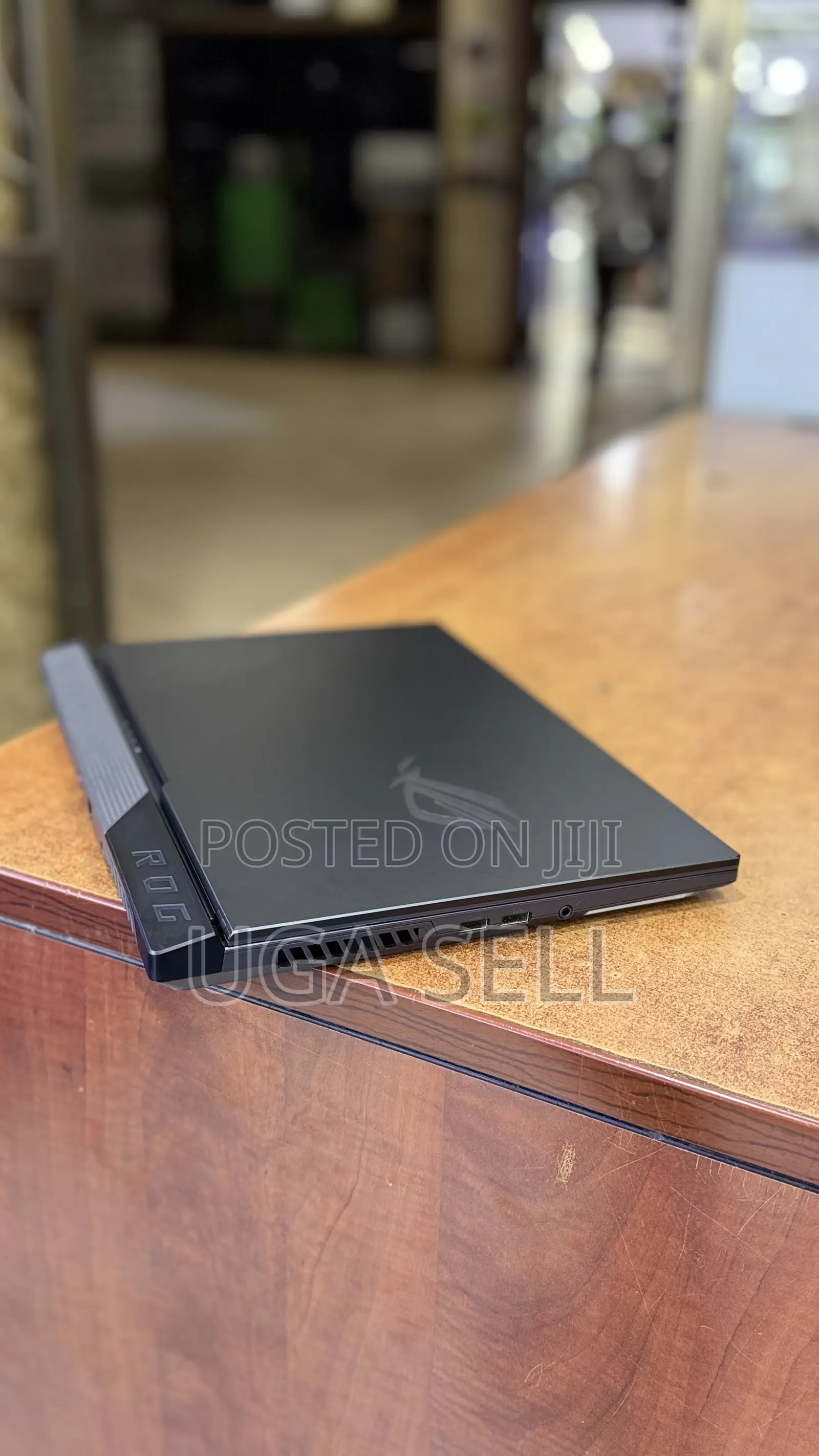 New Laptop Asus ROG Strix G15 16GB AMD Ryzen 7 SSD 1T