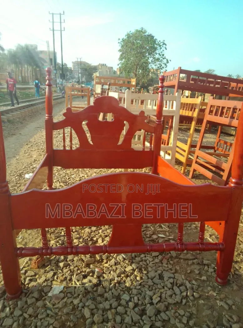 5by6 King Size Slightly Used Wooden Bed Available for Sale