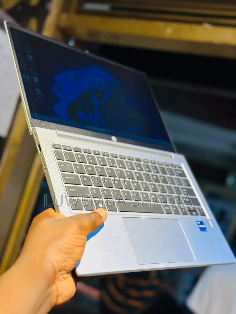 New Laptop HP ProBook 440 G8 16GB Intel Core i7 SSD 256GB