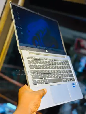 New Laptop HP ProBook 440 G8 16GB Intel Core i7 SSD 256GB