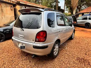 Toyota Corolla Spacio 2004 Silver