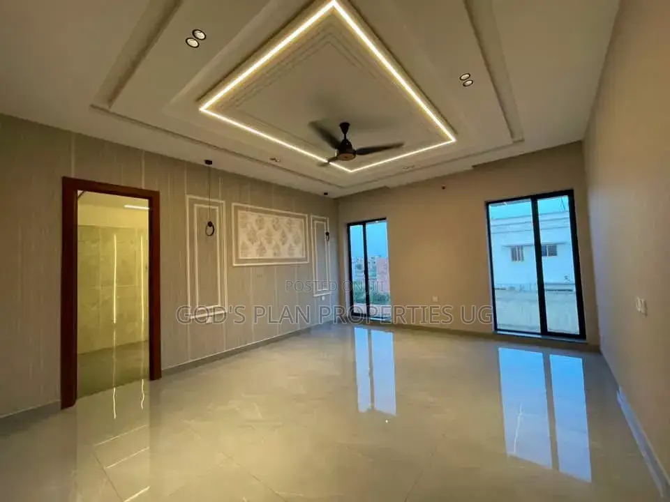 5bdrm Duplex in Kitintale Estate, Central Division for rent