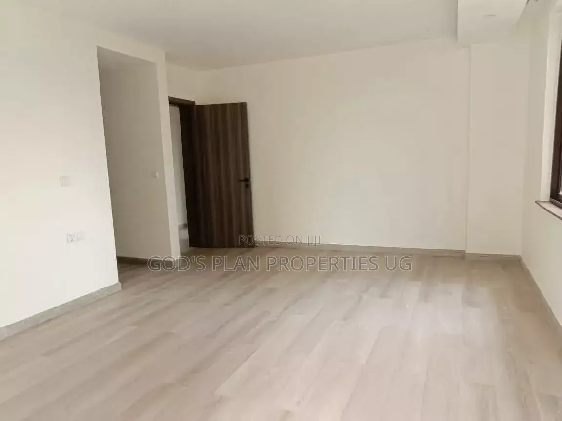 3bdrm Duplex in Bunga Estate, Central Division for rent