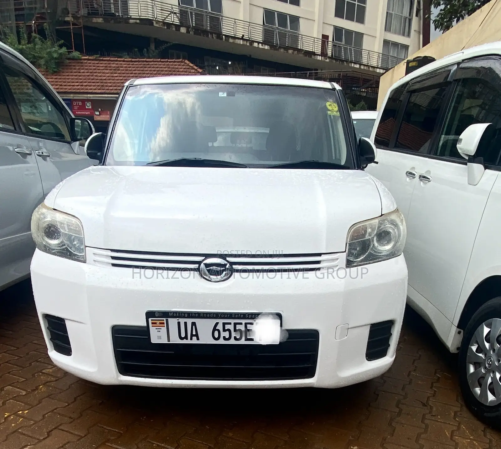 Toyota Corolla Rumion Hatchback 1.5 FWD 2010 White