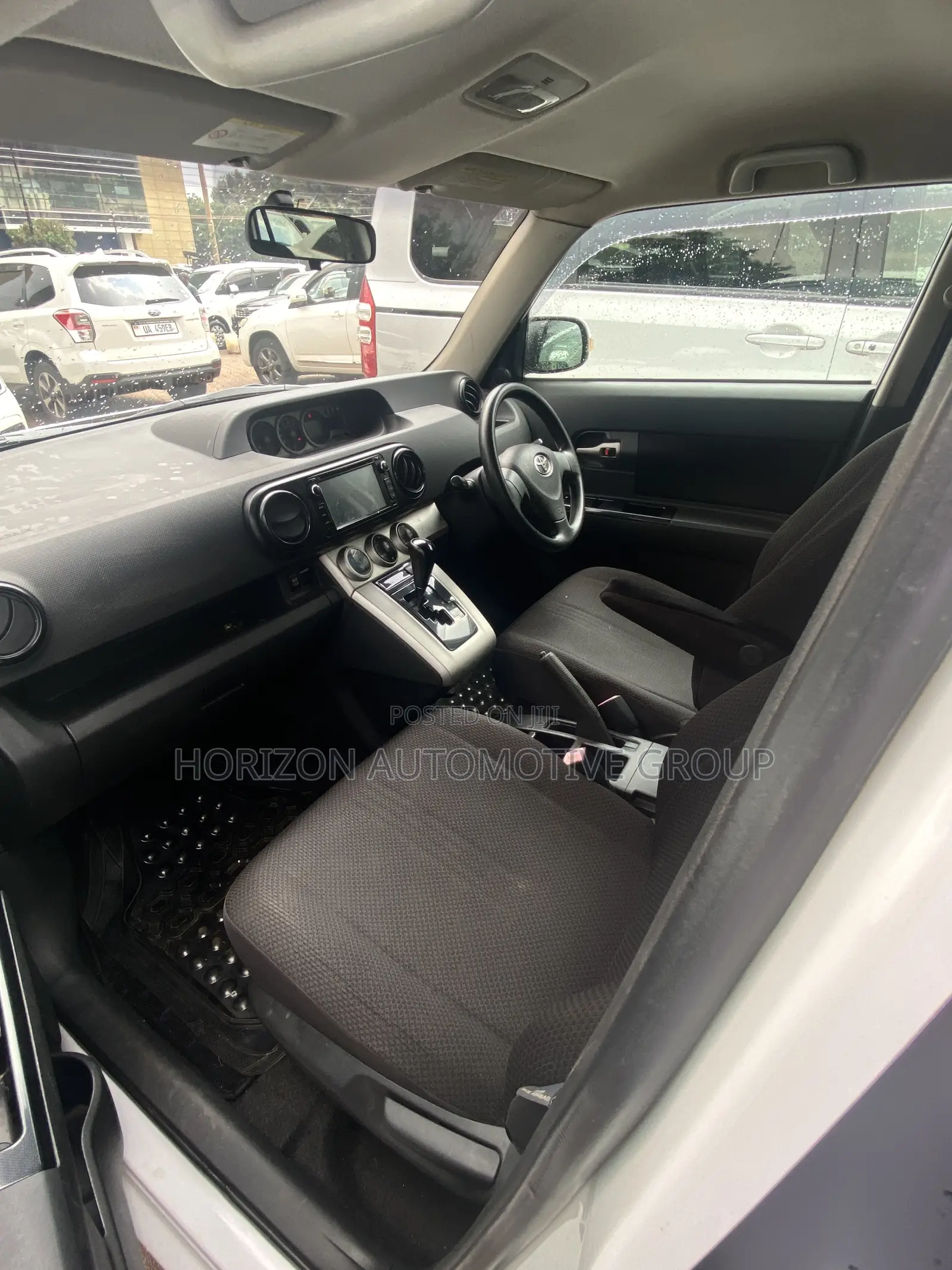 Toyota Corolla Rumion Hatchback 1.5 FWD 2010 White