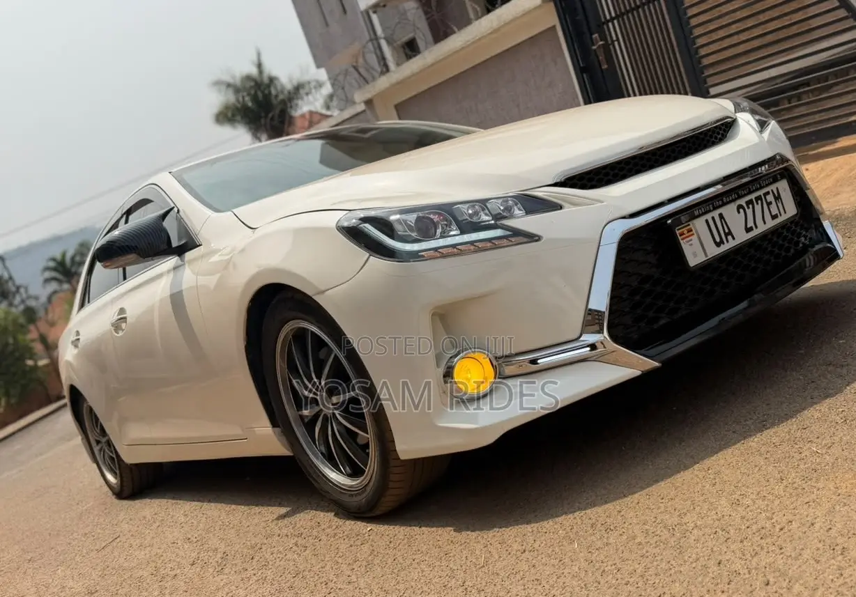 Toyota Mark X 2.5 RWD 2013 White