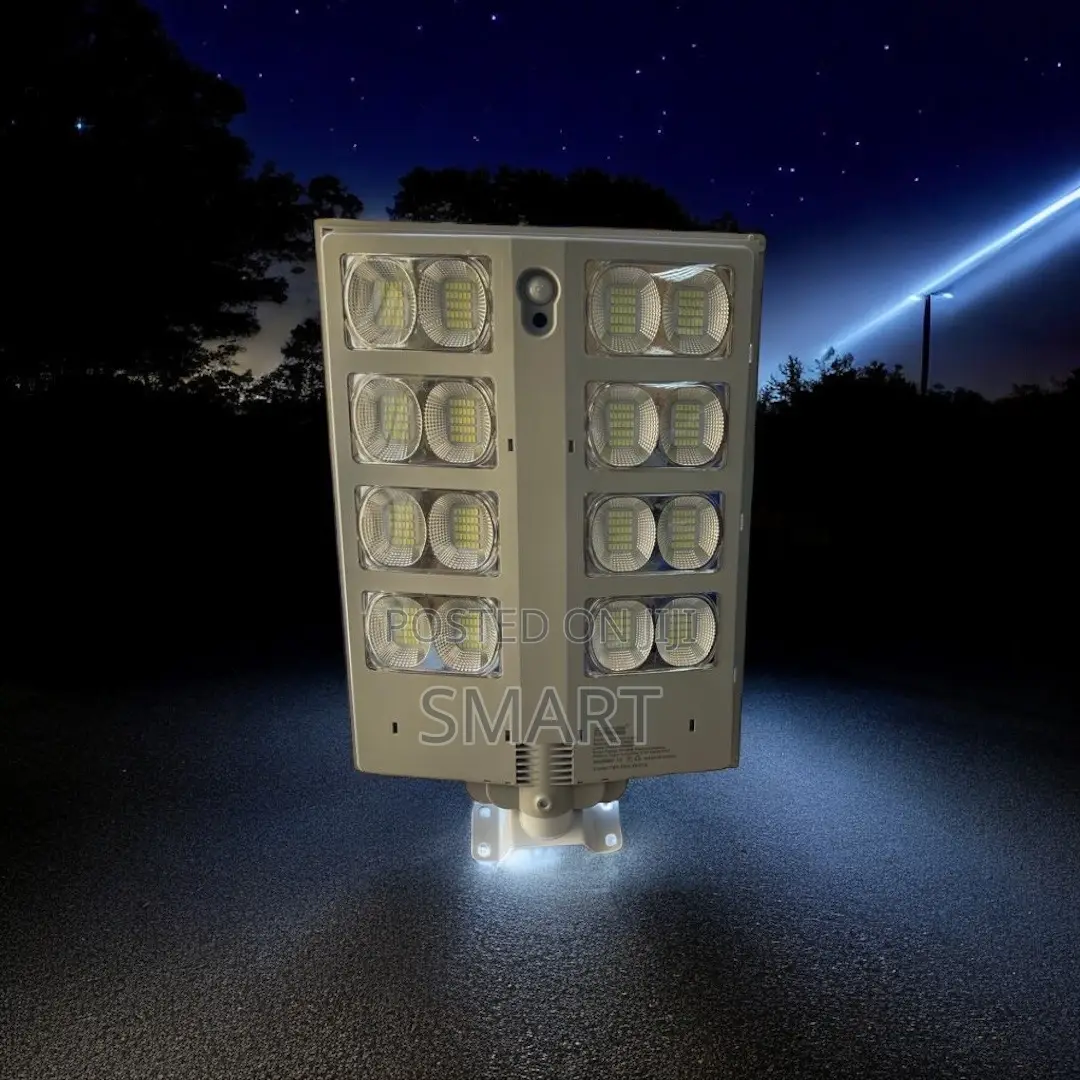 2000W Solar Street Lamp – Long Battery Backup