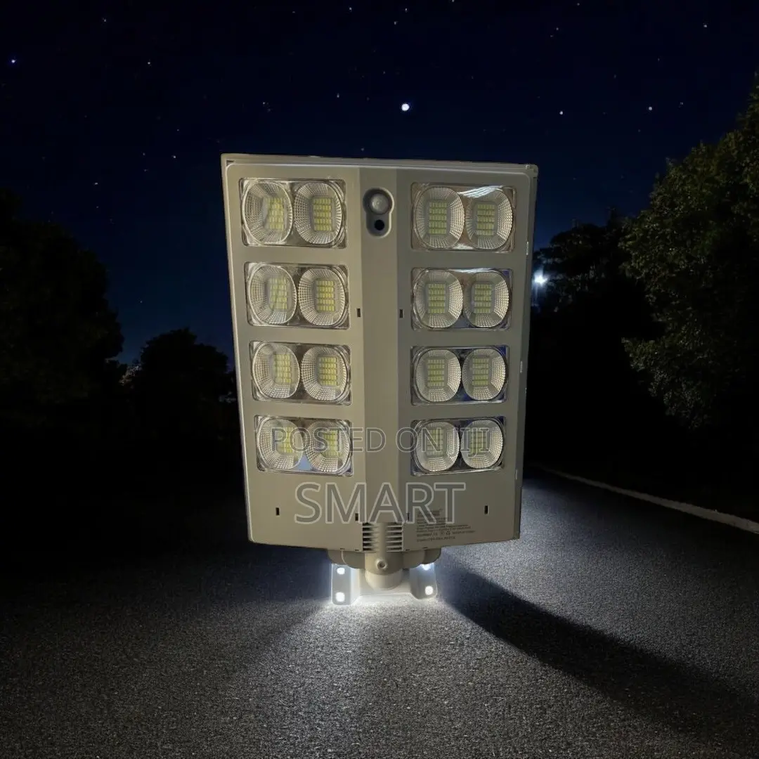 2000W Solar Street Lamp – Long Battery Backup