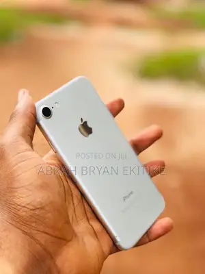 Apple iPhone 7 128 GB Gray