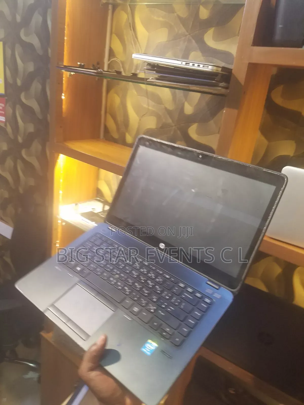 Laptop HP ZBook X2 G4 8GB Intel Core i7 HDD+SSD 500GB