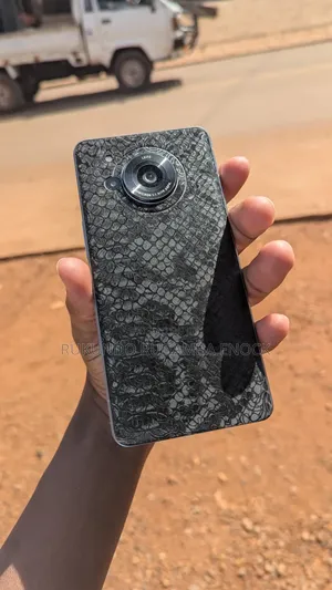 Sharp Aquos R7 256 GB Gray
