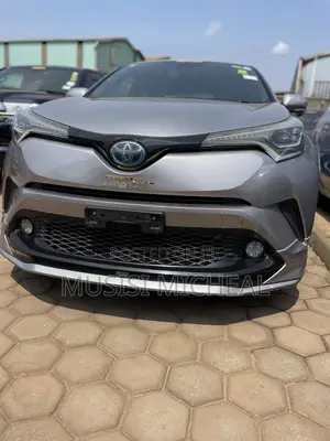 Toyota C-HR XLE Prermium FWD (2.0L 4cyl 2AM) 2018 Gray