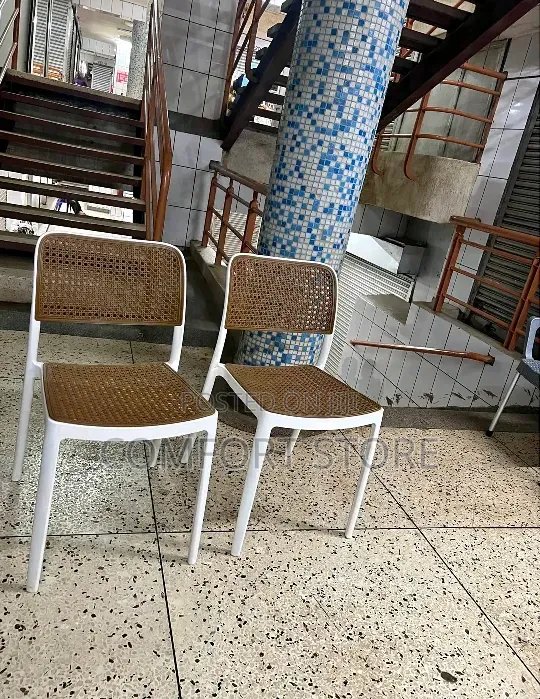 New Band Plastic Chairs for Restaurant Bar and Hotel