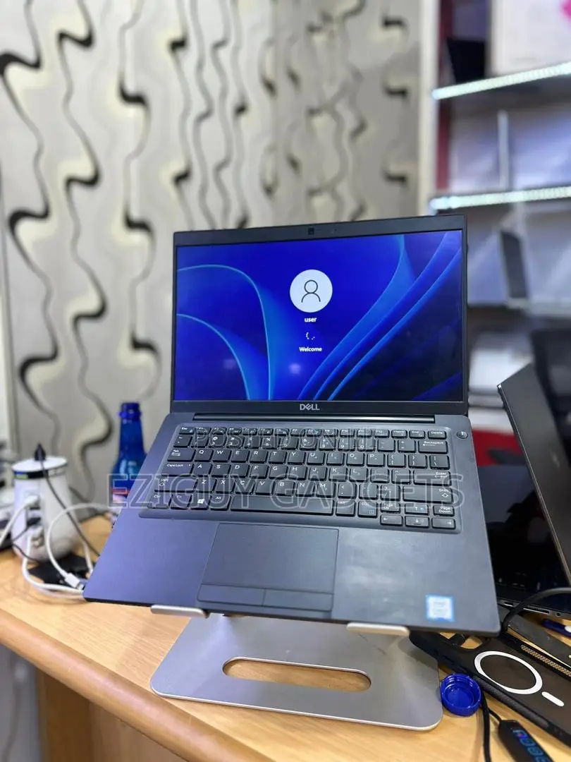 Laptop Dell Latitude 7390 8GB Intel Core i5 SSD 256GB