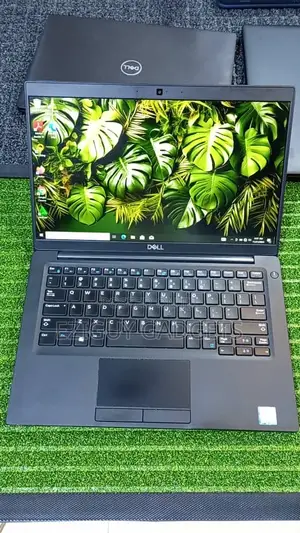 Laptop Dell Latitude 7390 8GB Intel Core i5 SSD 256GB