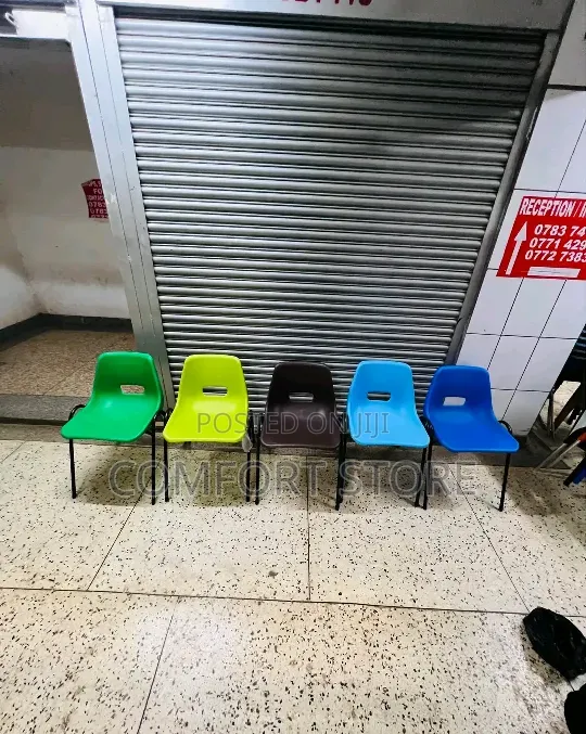Multiple Colored New Fashion Plastic Chairs for Restaurant Bar Hotels