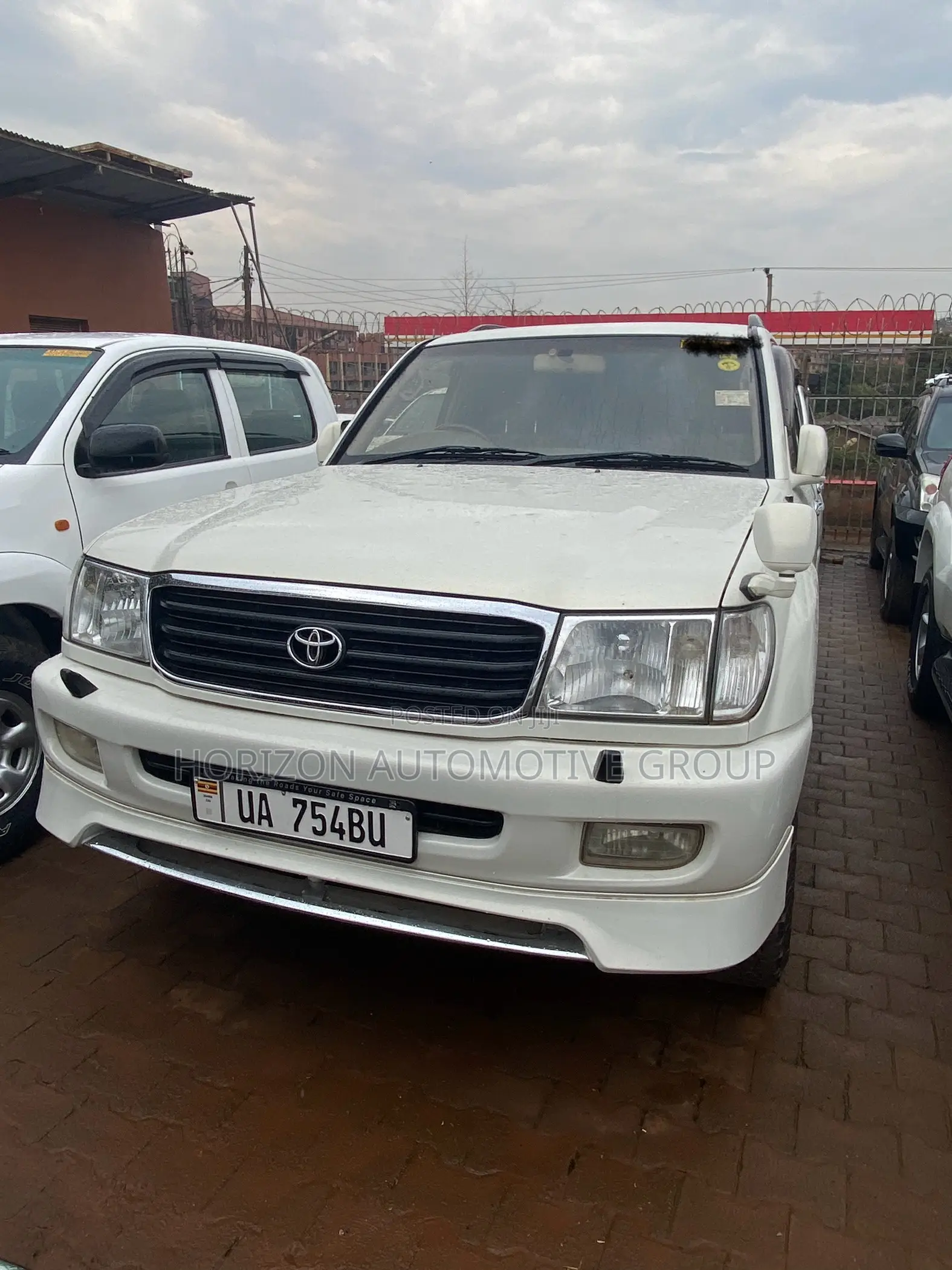 Toyota Land Cruiser 100 4.7 Executive 2006 White