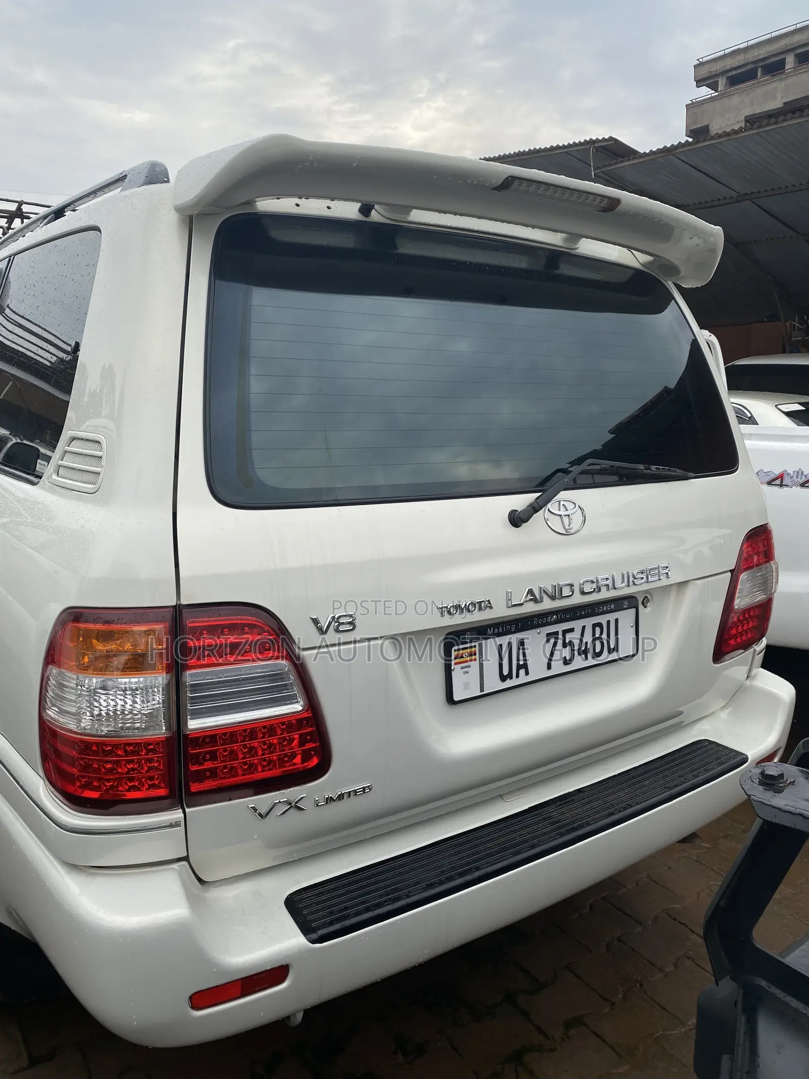 Toyota Land Cruiser 100 4.7 Executive 2006 White