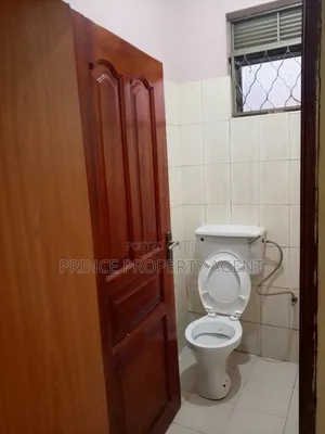1bdrm House in Kyaliwajara Town, Central Division for rent