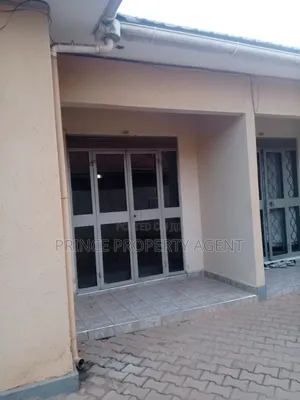 1bdrm House in Kyaliwajara Town, Central Division for rent