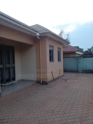 1bdrm House in Kyaliwajara Town, Central Division for rent