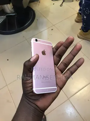 Apple iPhone 6s 16 GB Rose Gold