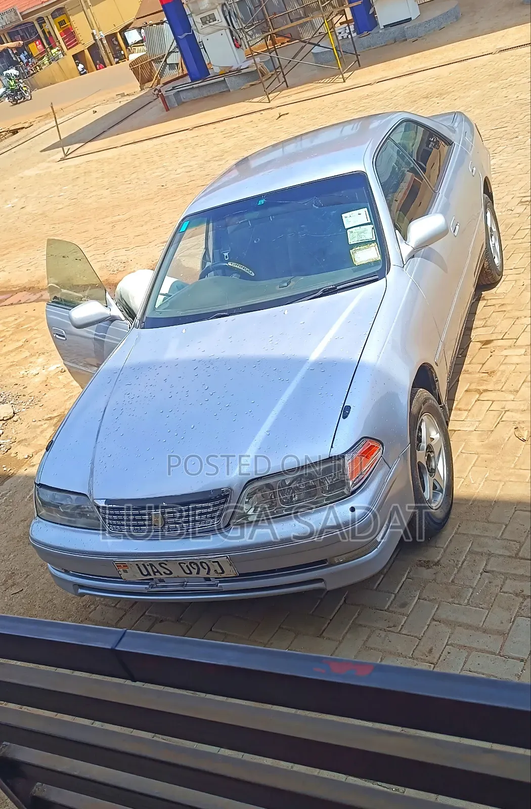 Toyota Mark II 1999 Silver
