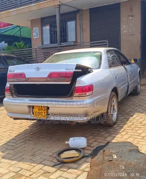 Toyota Mark II 1999 Silver