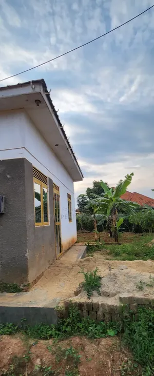 Furnished 1bdrm House in Naluvule Estate, Wakiso / Wakiso for sale