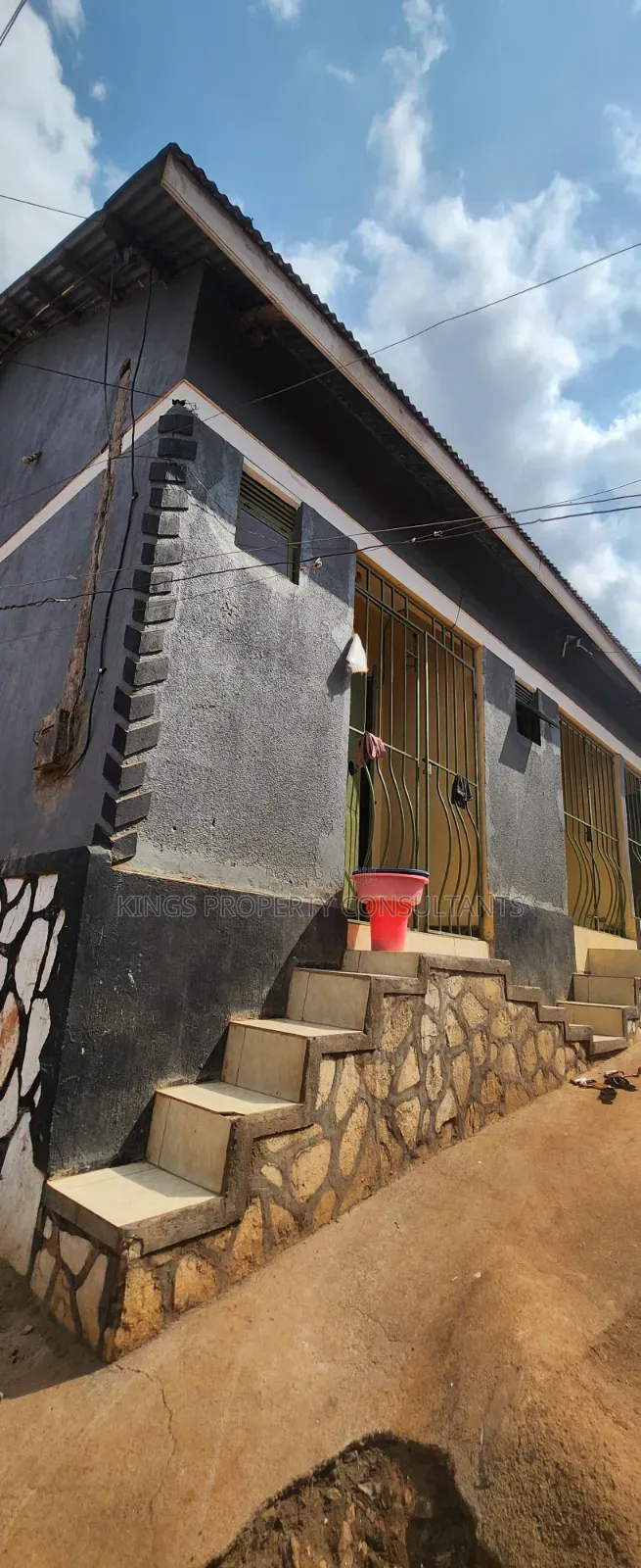Furnished 3bdrm Penthouse in Kabulengwa Estate, Nabweru for sale