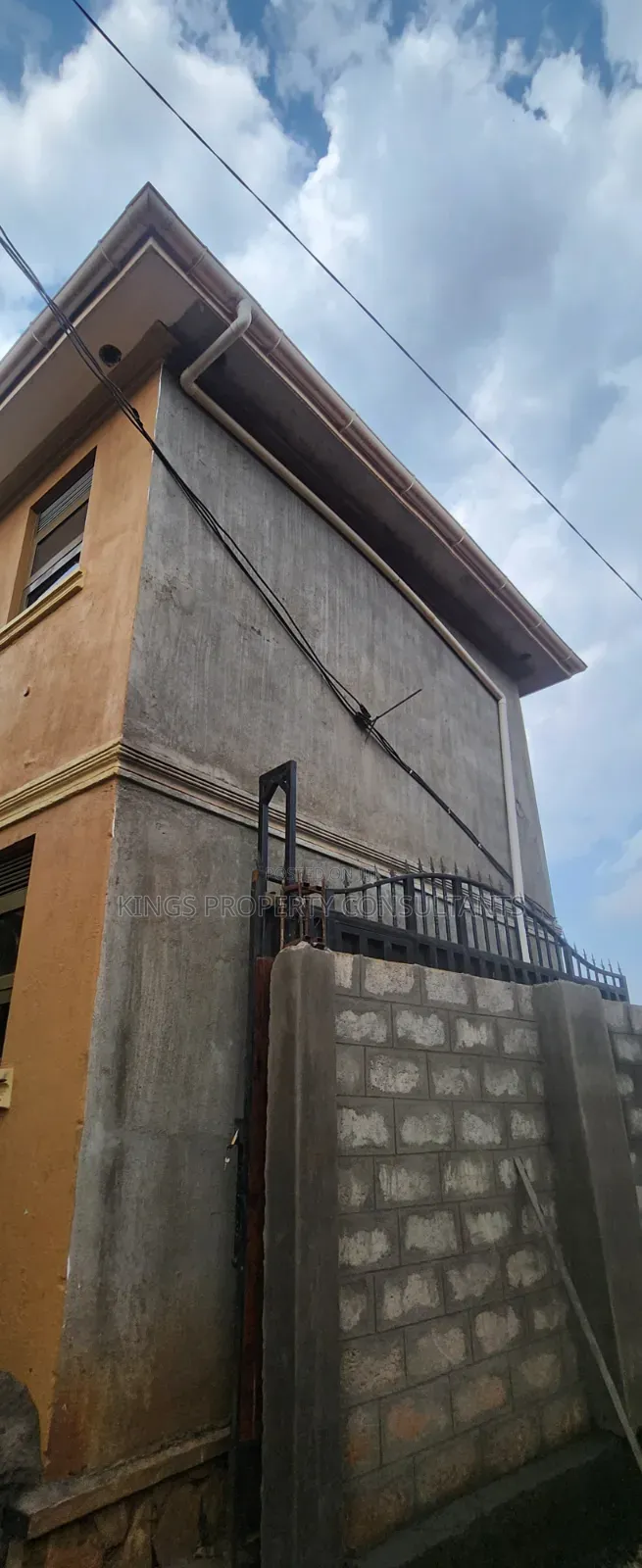 Furnished 3bdrm Penthouse in Kabulengwa Estate, Nabweru for sale