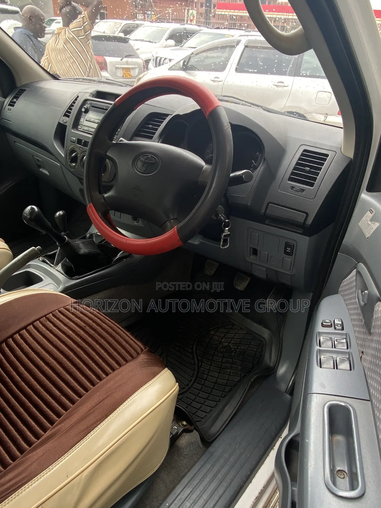 Toyota Hilux 2.5 D-4D 4X4 SRX 2010 White