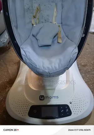 4moms mamaRoo Multi-Motion Baby Swing