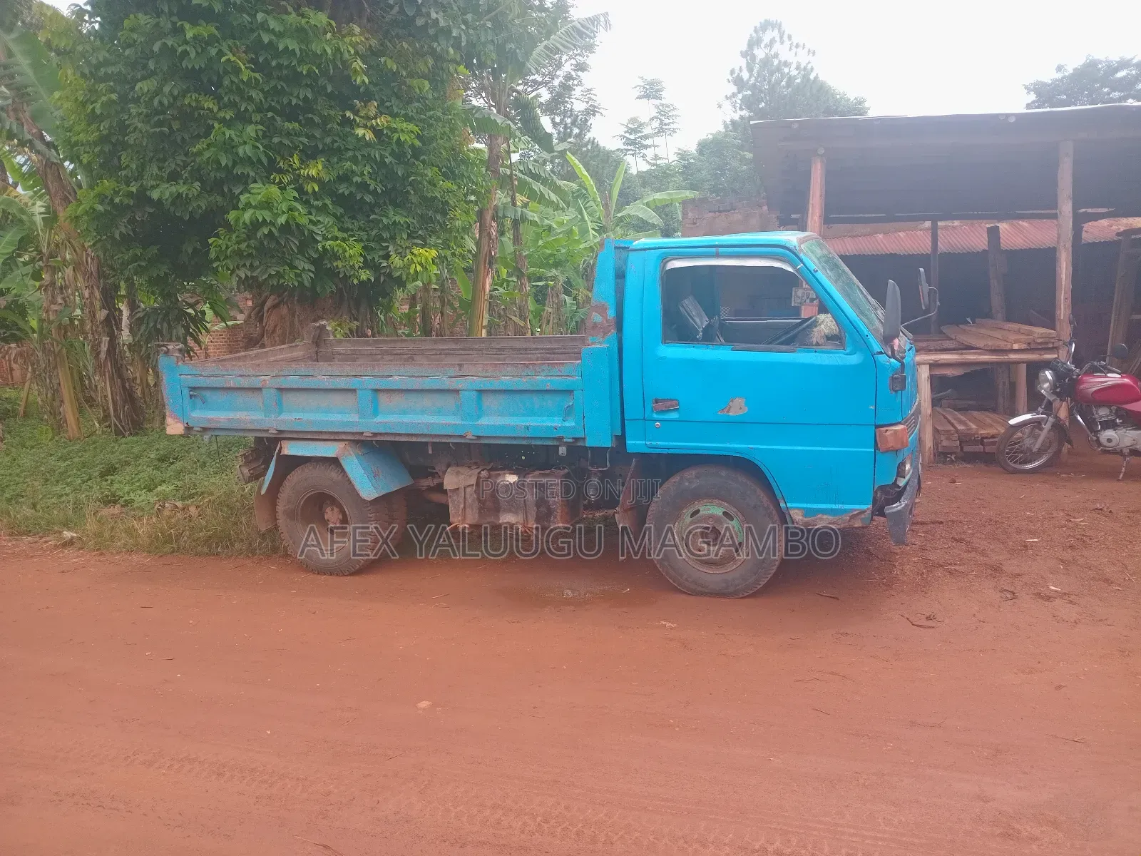 Isuzu Elf Timper 1989 Blue