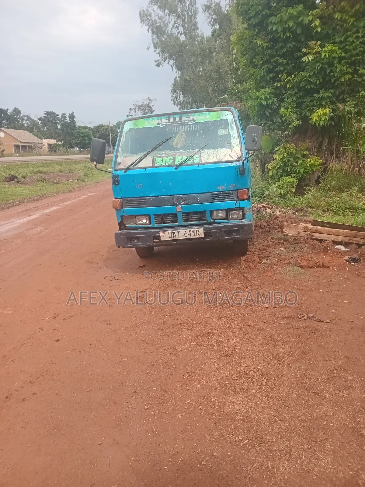 Isuzu Elf Timper 1989 Blue
