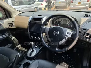Nissan X-Trail 2010 Black