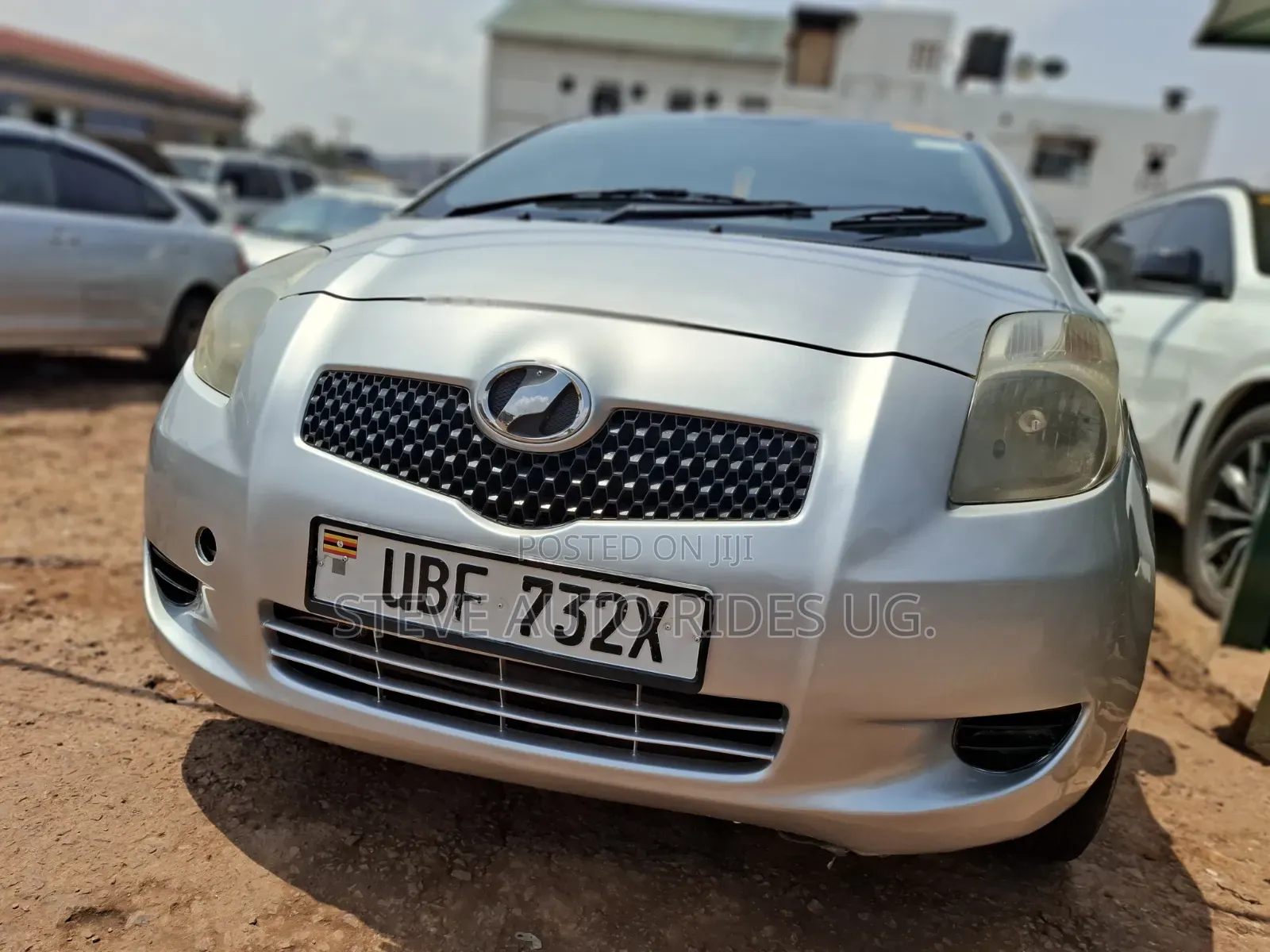 Toyota Vitz 2008 Silver