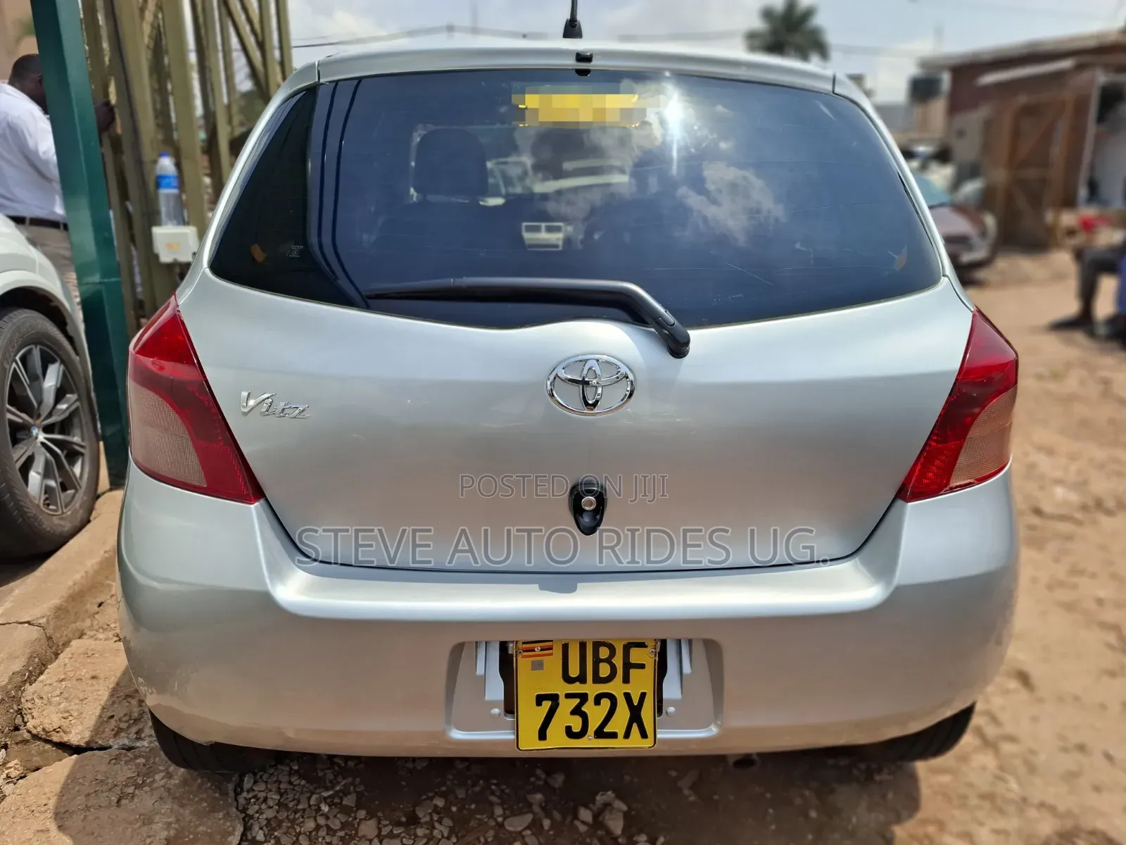 Toyota Vitz 2008 Silver