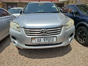Toyota Vanguard 2010 Silver