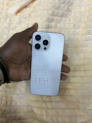 Apple iPhone 15 Pro Max 256 GB White