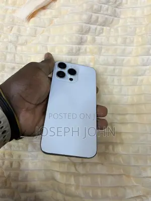 Apple iPhone 15 Pro Max 256 GB White
