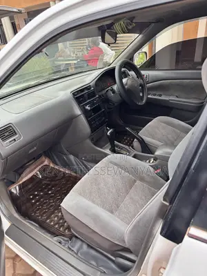 Toyota Corona Premio 1.6 FWD 2000 White