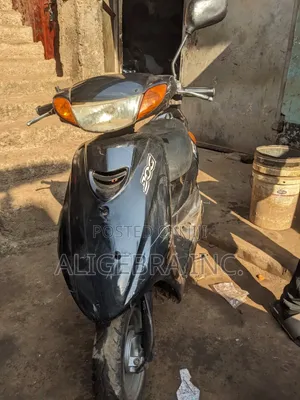 Yamaha 2011 Black