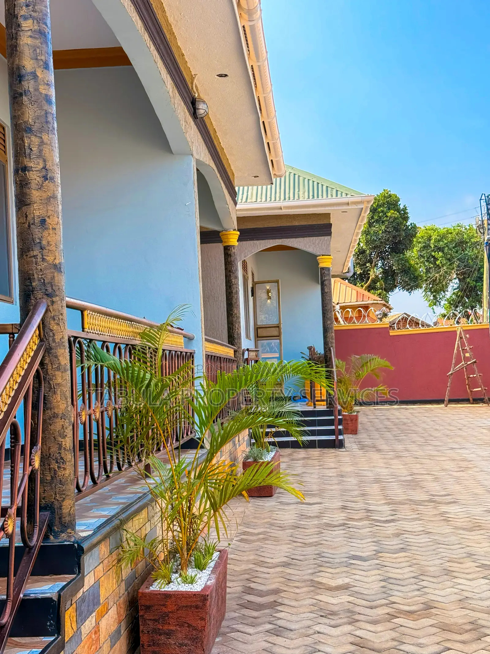 3bdrm House in Bugembegembe Estate, Wakiso / Wakiso for sale