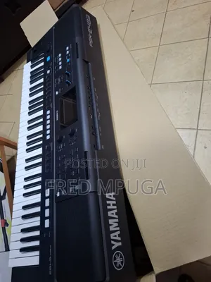 Yamaha Keyboard PSR E483