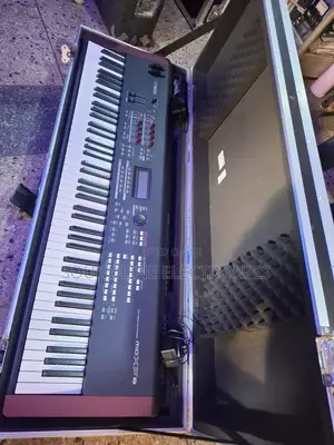 Yamaha Synthesiser Moxf8