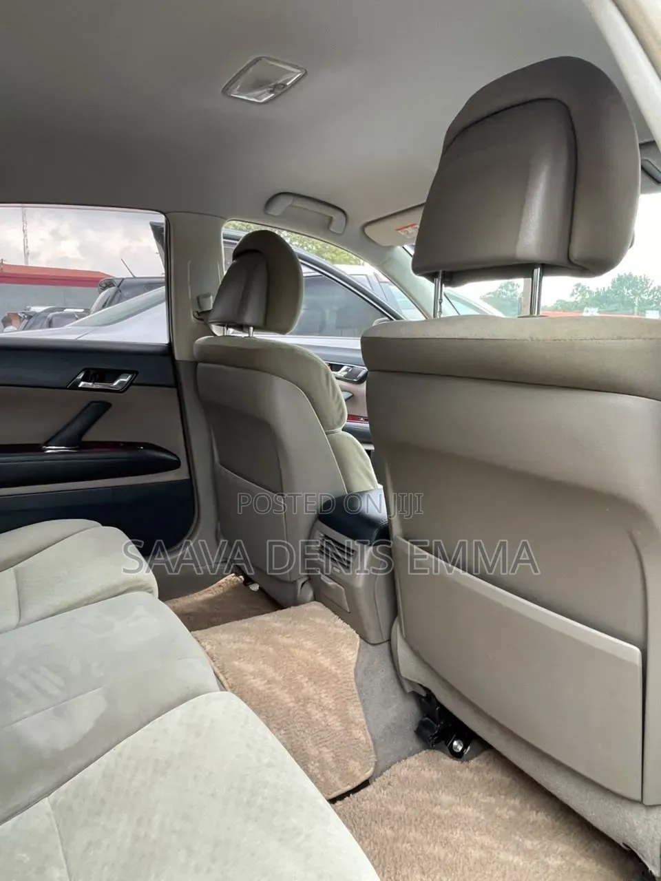 Toyota Noah 2010 White