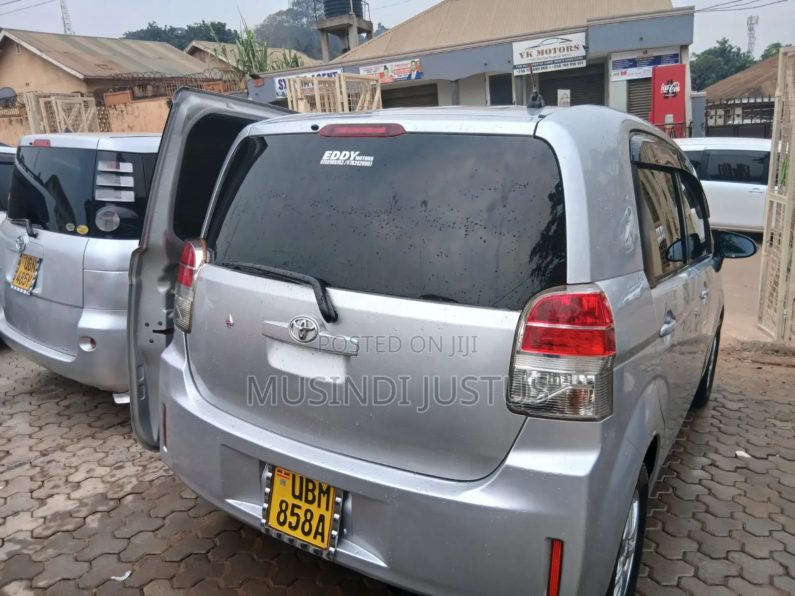 Toyota Porte 2010 Silver