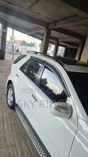 Mercedes-Benz M Class 2008 White