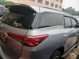 Toyota Fortuner 2016 Silver